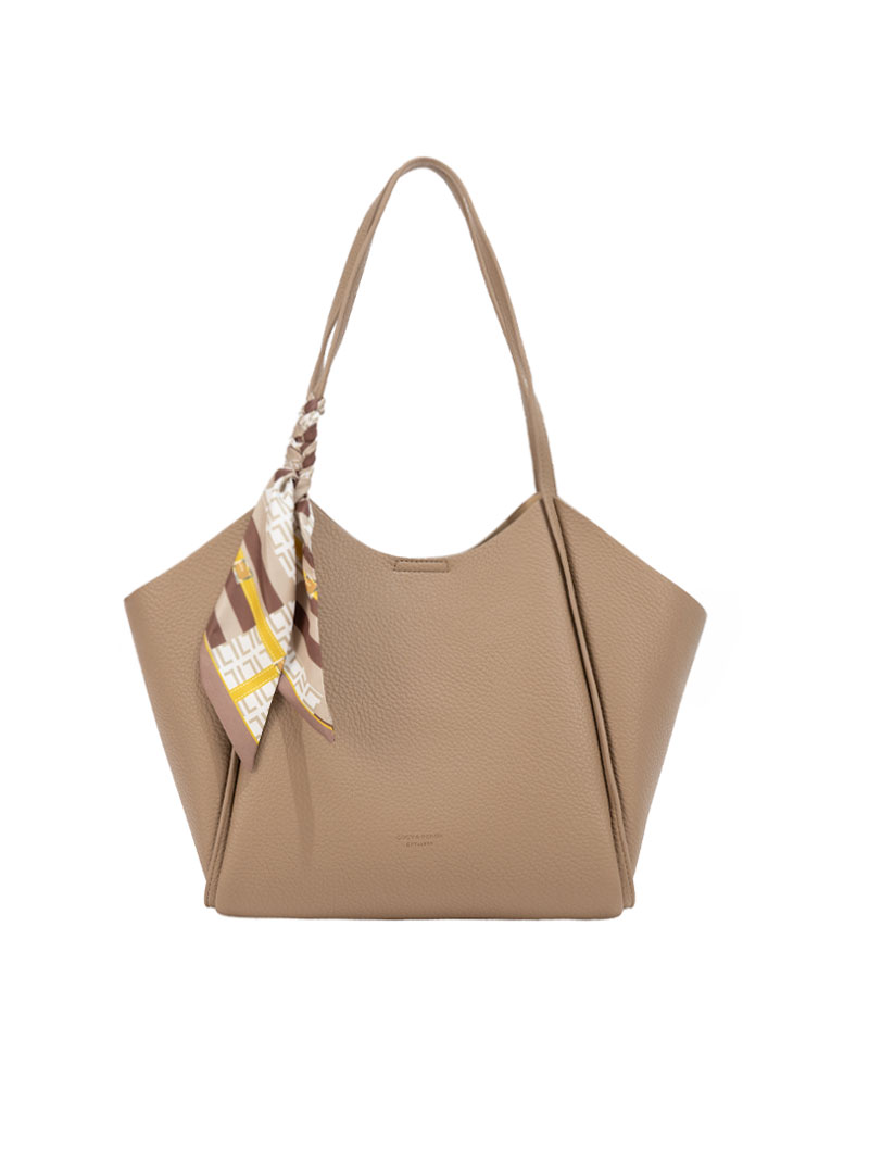Sac à main avec foulard